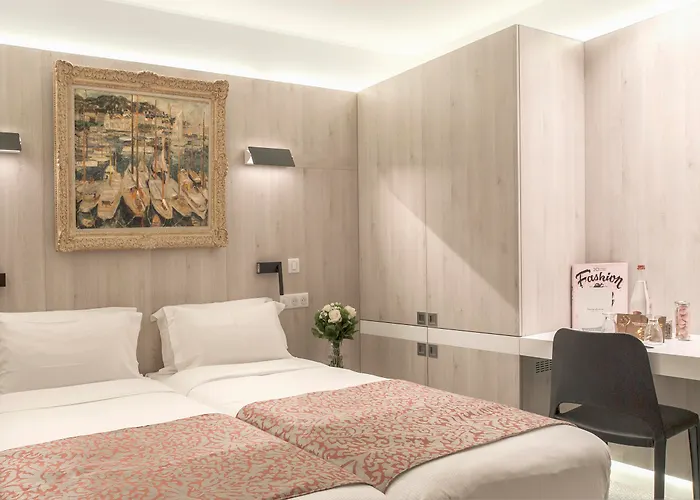 Hotel Cambon